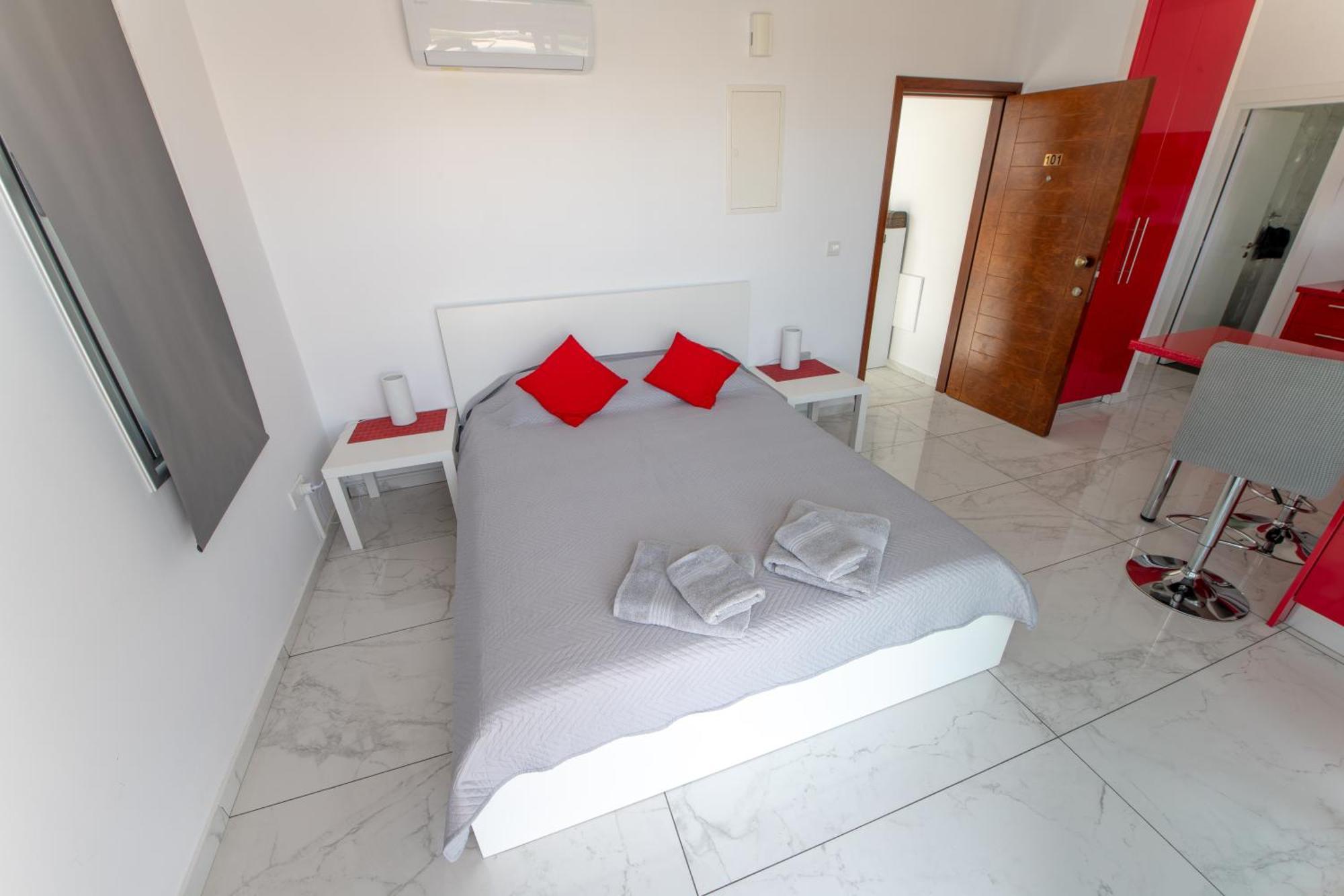 Dream- Downtown-Studios Pafos Dış mekan fotoğraf